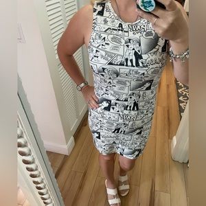 Social Tourist Small Comic Book Graphic Mini Black and White